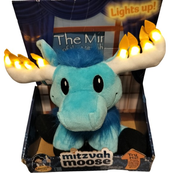 Mensch Pets Mitzvah Moose Plush Toy Interactive Lights Up - Picture 4 of 4